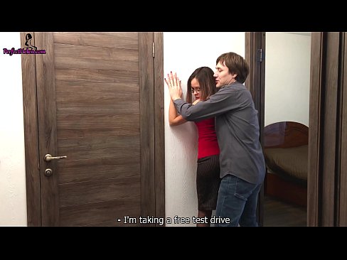 ❤️ Sexy Realtor sensually jerks his pussy and fucks while selling his apartment - Krempai ❤️❌ ❌❤